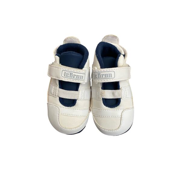 HTF Nike LeBron Size 2c Baby Crib Shoes - Picture 6 of 13